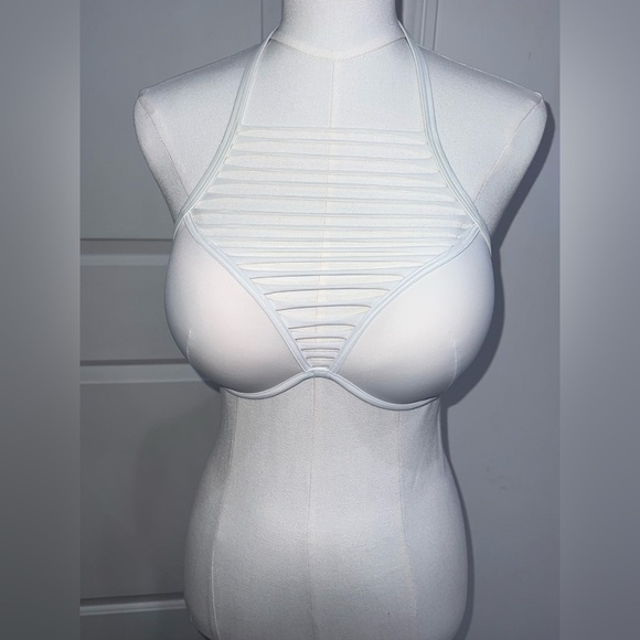 Victoria’s Secret Bikini top and bottom - Picture 2 of 8